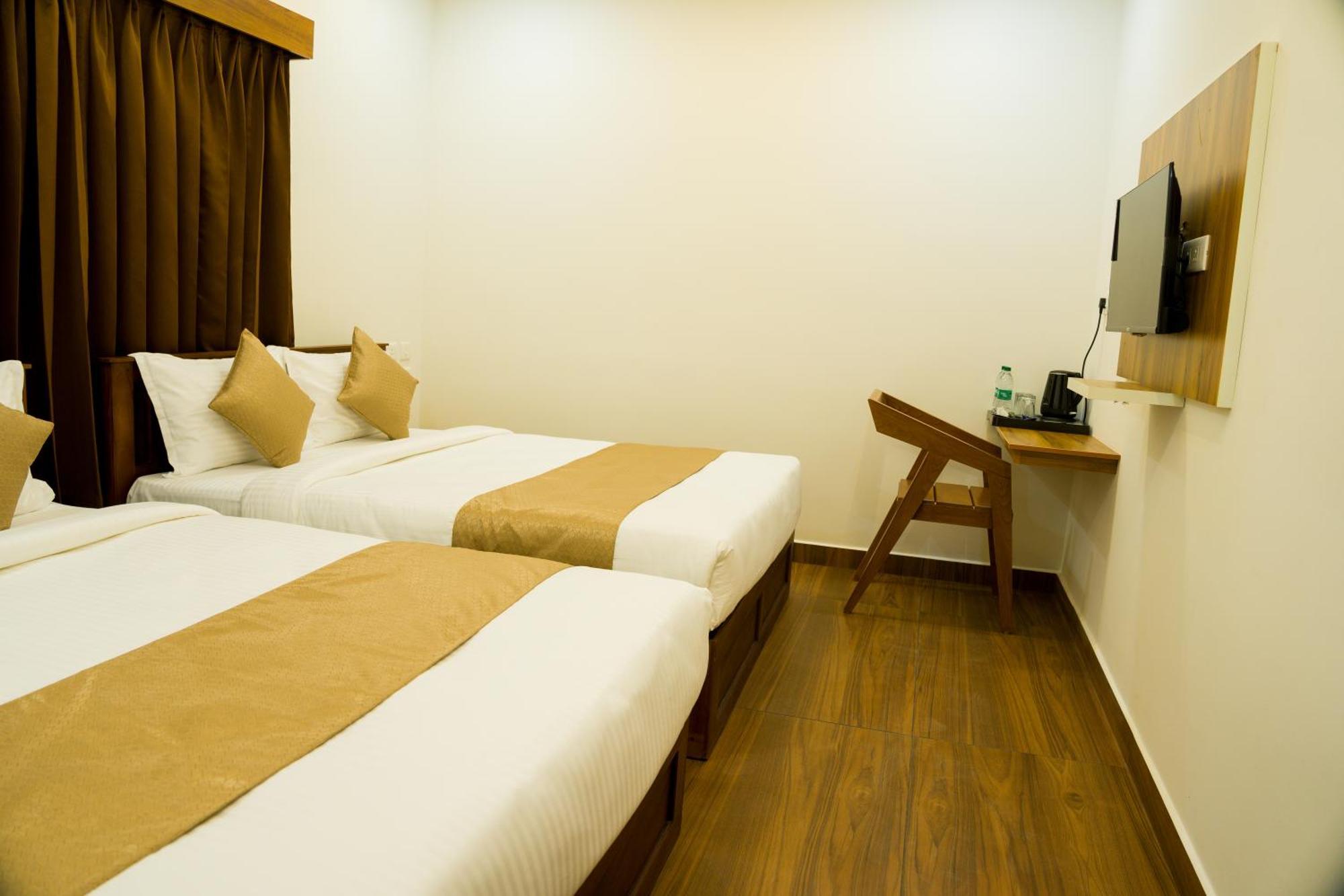Hotel Fly View Airport Residency Nedumbassery Exteriér fotografie